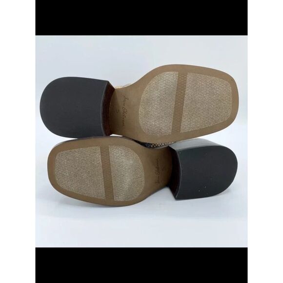 NWT SAM EDELMAN Womens Dark Wheat Brown Snake Monogram Dasha Booties 6 M - Picture 4 of 5